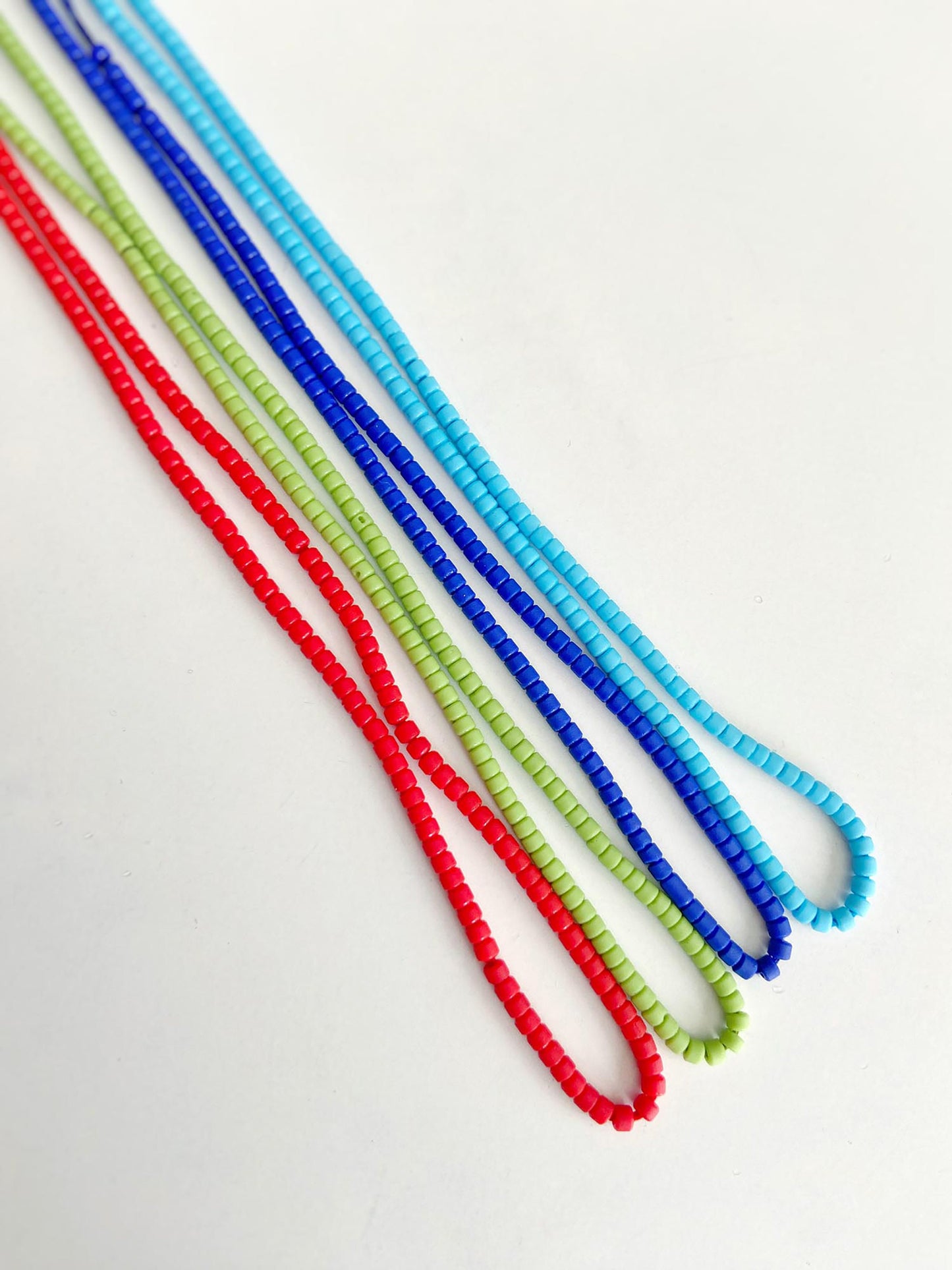 3D Movable Long Matte Bead Necklace
