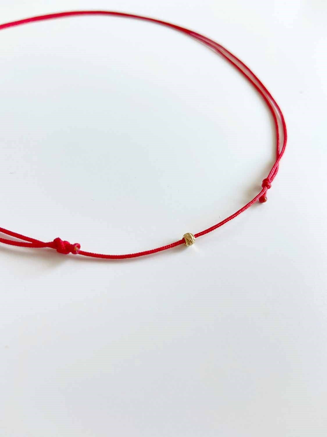 Red String Choker