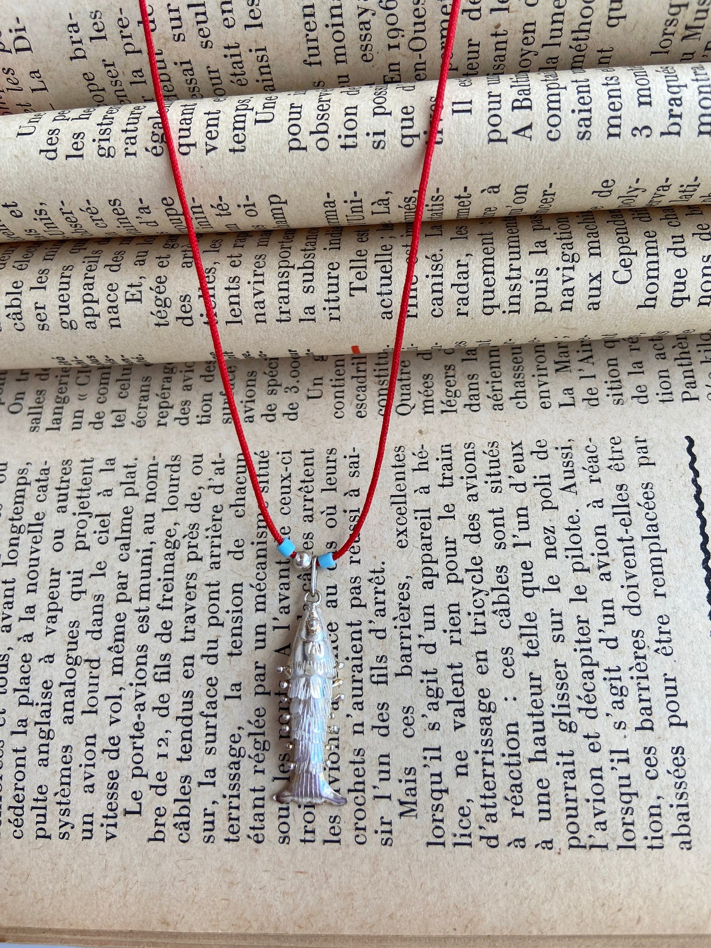 3D Movable Fish Silver Red String Necklace