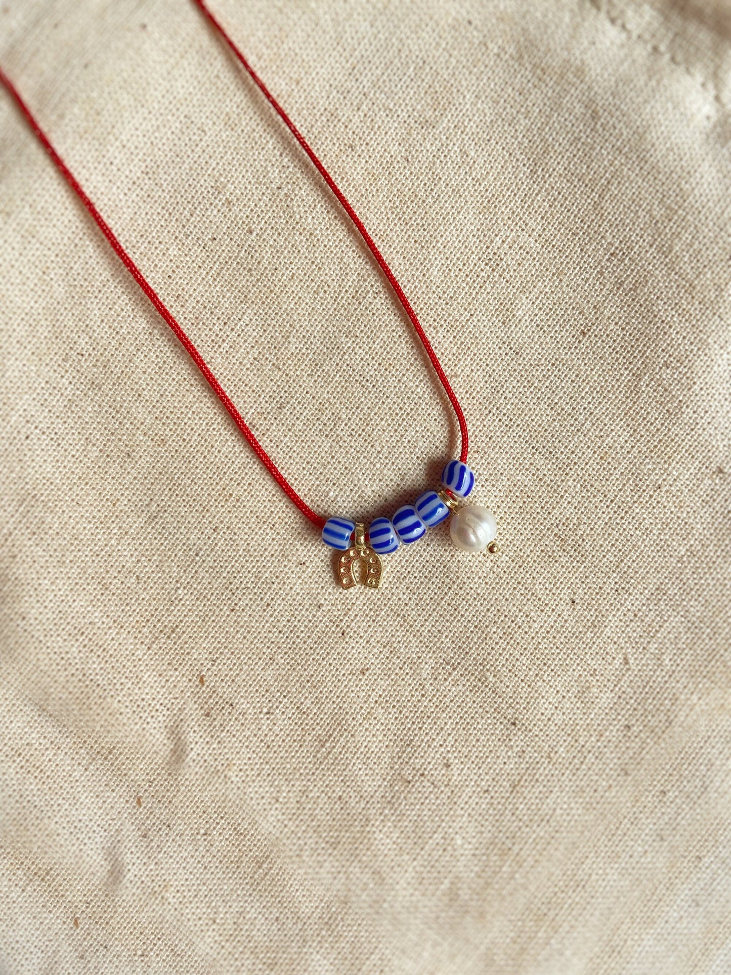 Stripe Bead Horseshoe Necklace